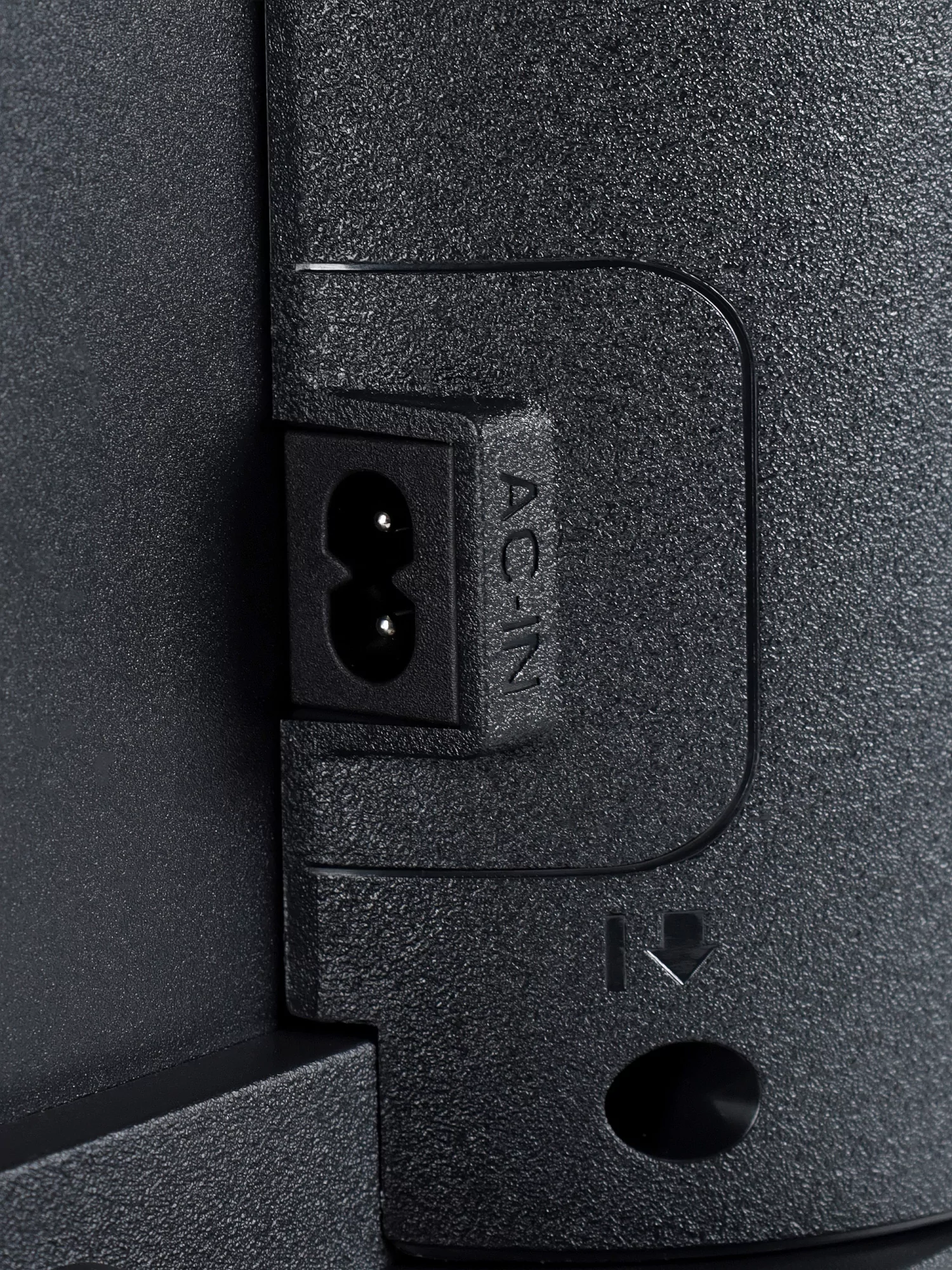 LM5530TV01