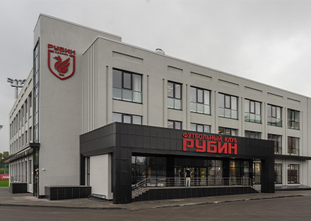 Дисплеи LUMIEN в мультимедийном оснащении Универсального спортивного комплекса ФК «Рубин»
